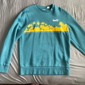 Men’s Levis Sweater size M